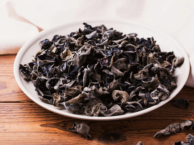 DRIED BLACK FUNGUS WHOLE