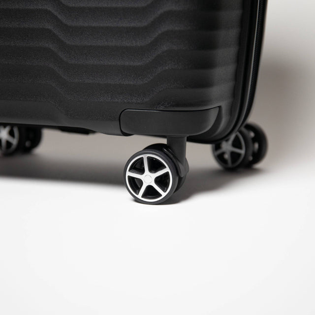 24-inch Black Hardcase Roller Luggage with 360° Wheels & TSA Lock