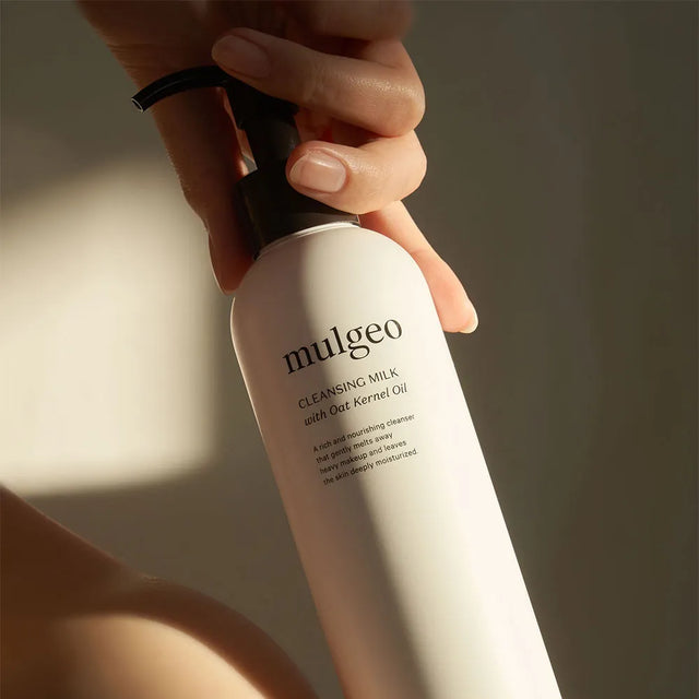 MULGEO Cleansing Milk With Oat Kernel Oil 195ml