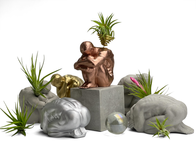 NUDE MALE BODY FIGURINE #1