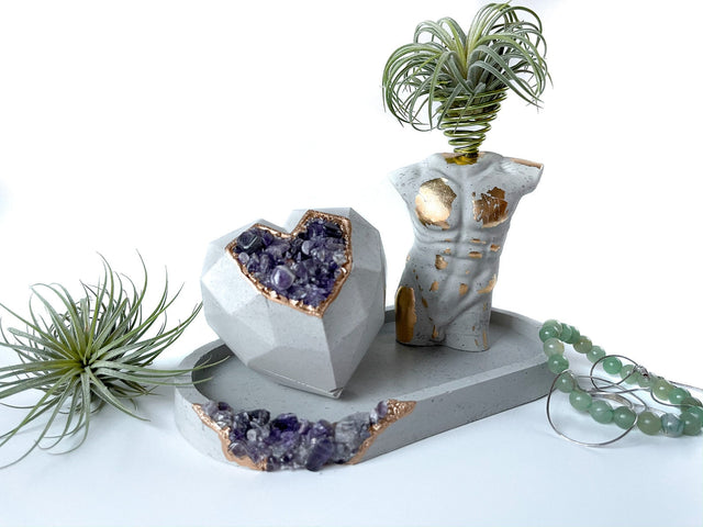 MALE BODY AIR PLANT HOLDER