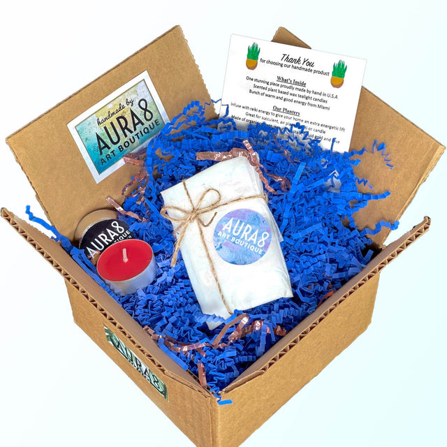 ROSE QUARTZ CANDLE HOLDER