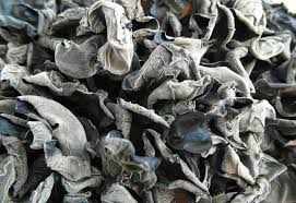 DRIED BLACK FUNGUS WHOLE