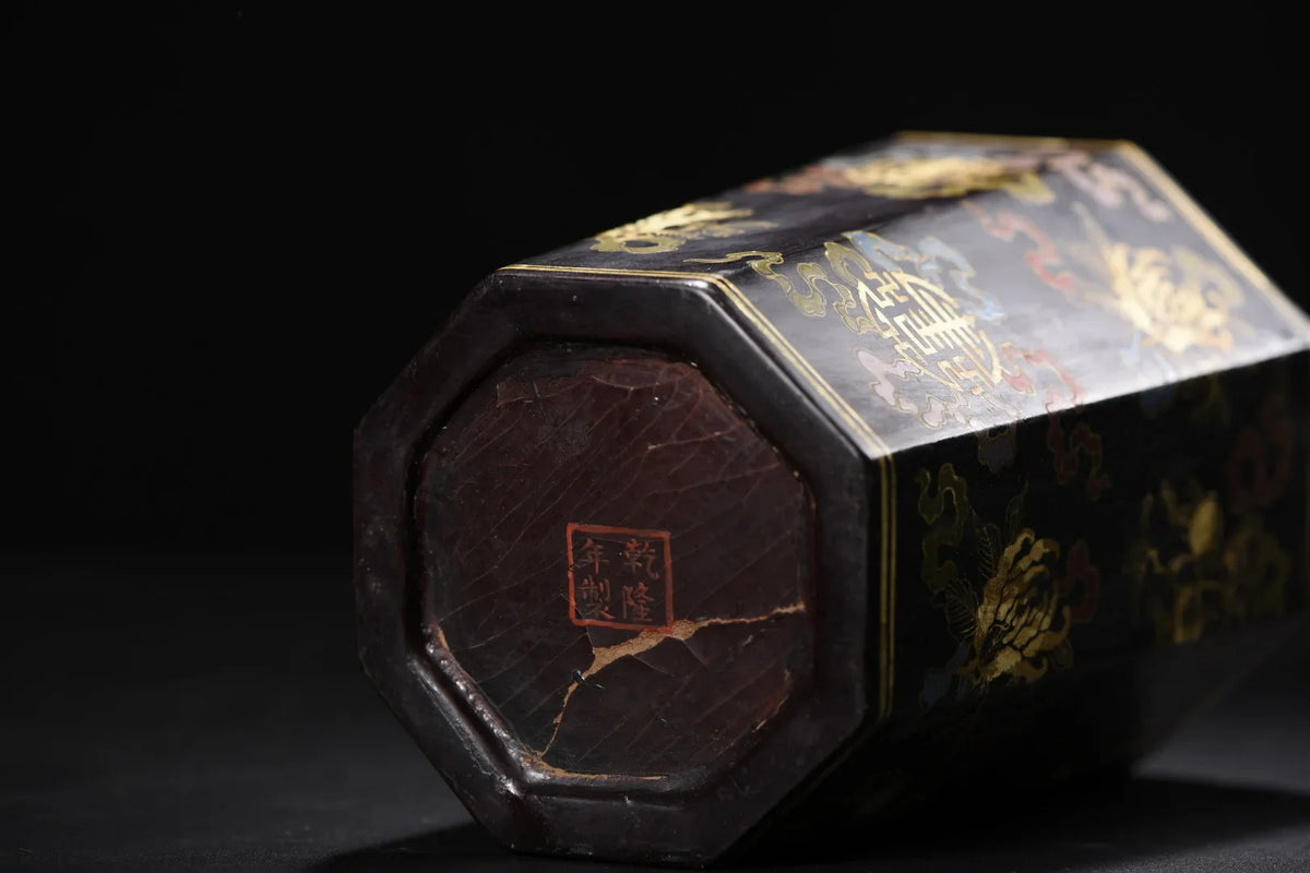 Nepalese Lacquerware Brush Pot – Gold “Blessing & Longevity” Peach Flower (6")