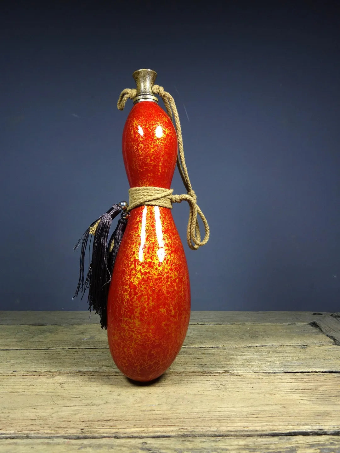 Old Carved Gourd Lacquerware – Natural Calabash Wealth Ornament (18cm)