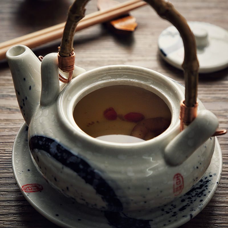 Japanese Ceramic Seafood Soup Pot