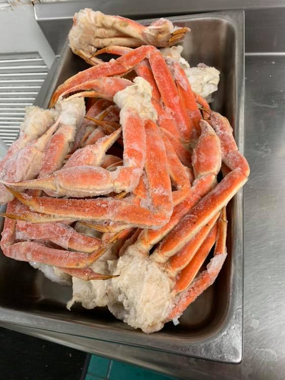 Dockside Feast ..  Snow crab ,,Shrimp  ,, Mussels