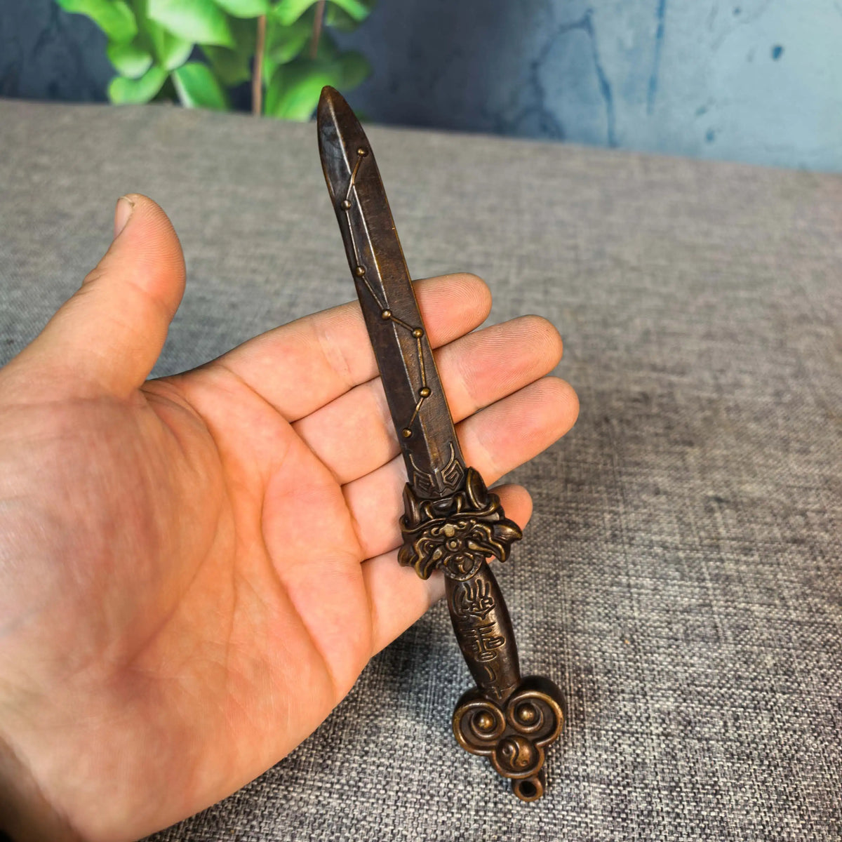 Tibetan Temple Brass Seven-Star Vintage Vajra Sword – Lion-Head Wenshu Phurpa Amulet