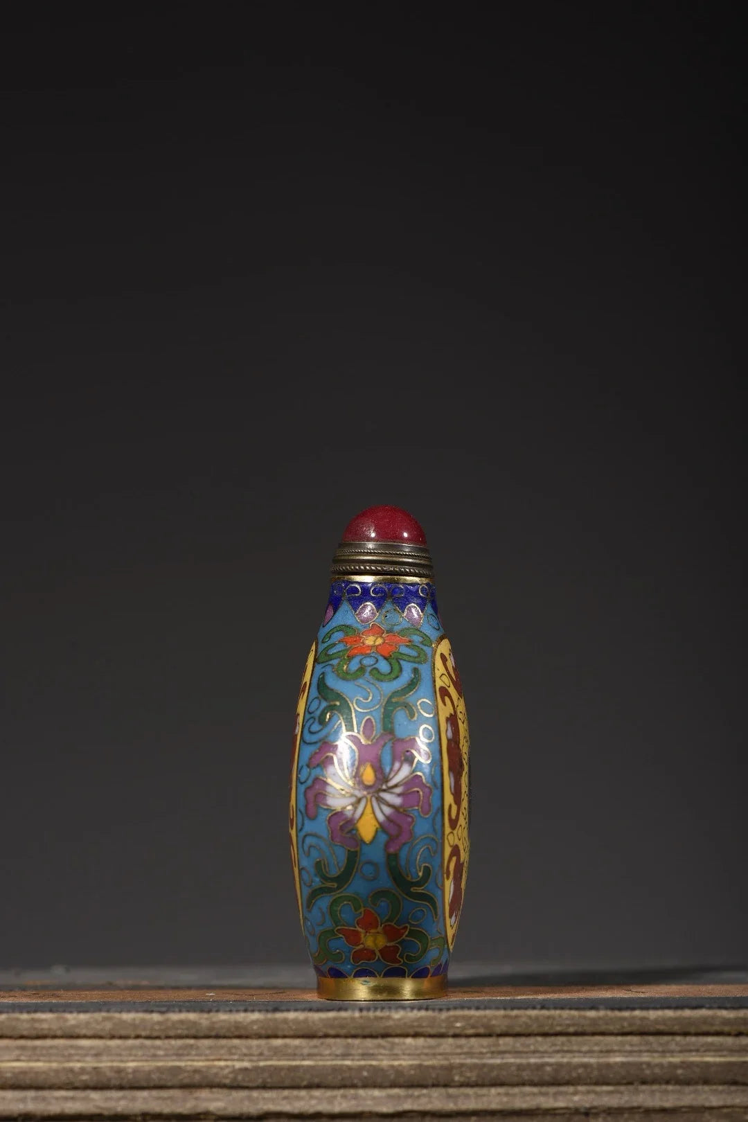 Tibetan Temple Cloisonné Bat Snuff Bottle – “Five Blessings” Amulet Ornament