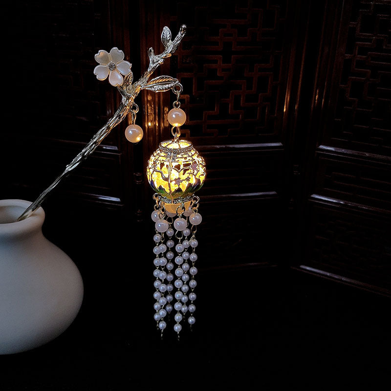 Ancient Chinese Stye Landscape and Lantern Hairpin