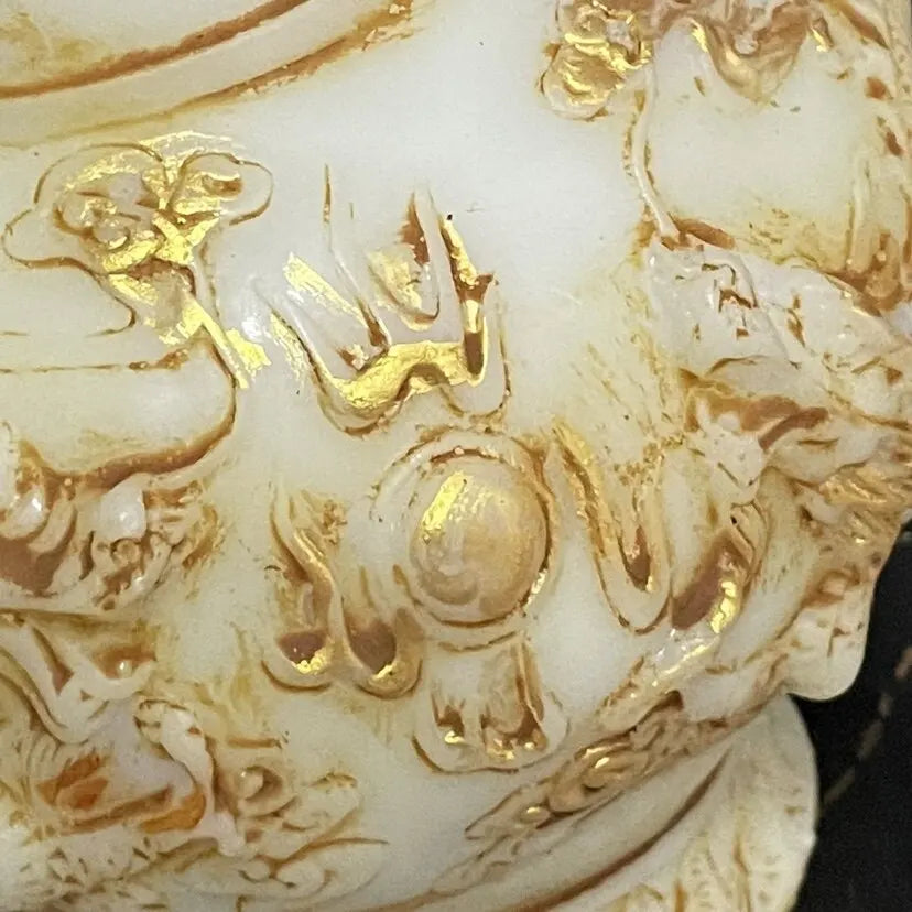 Qianlong Jade Carved and Gilded Dragon Reliefs Decorative Vase Ornament