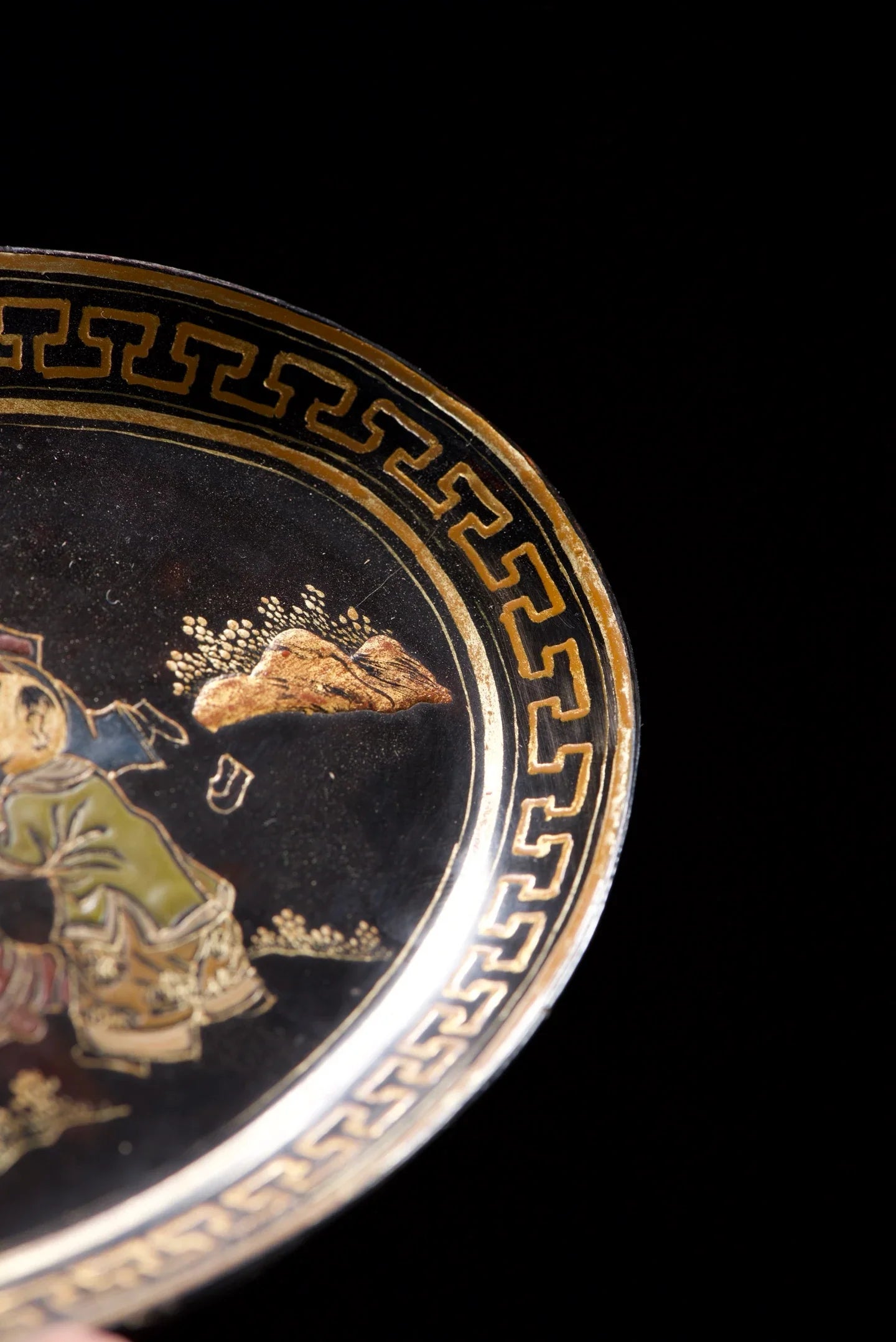 Old Wood Lacquerware Gold-Outlined 'Five Blessings' Decorative Plate