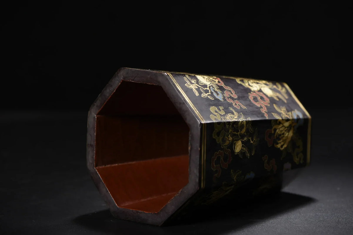 Nepalese Lacquerware Brush Pot – Gold “Blessing & Longevity” Peach Flower (6")