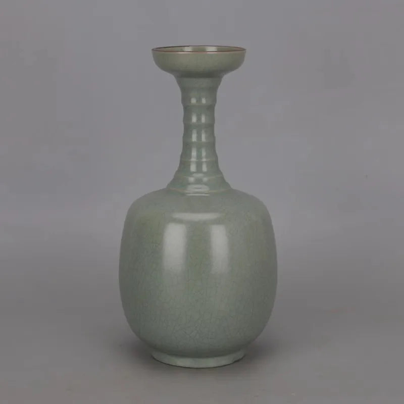 Celadon Bamboo‑Joint Porcelain Vase – Song Dynasty Qingliang Temple Style