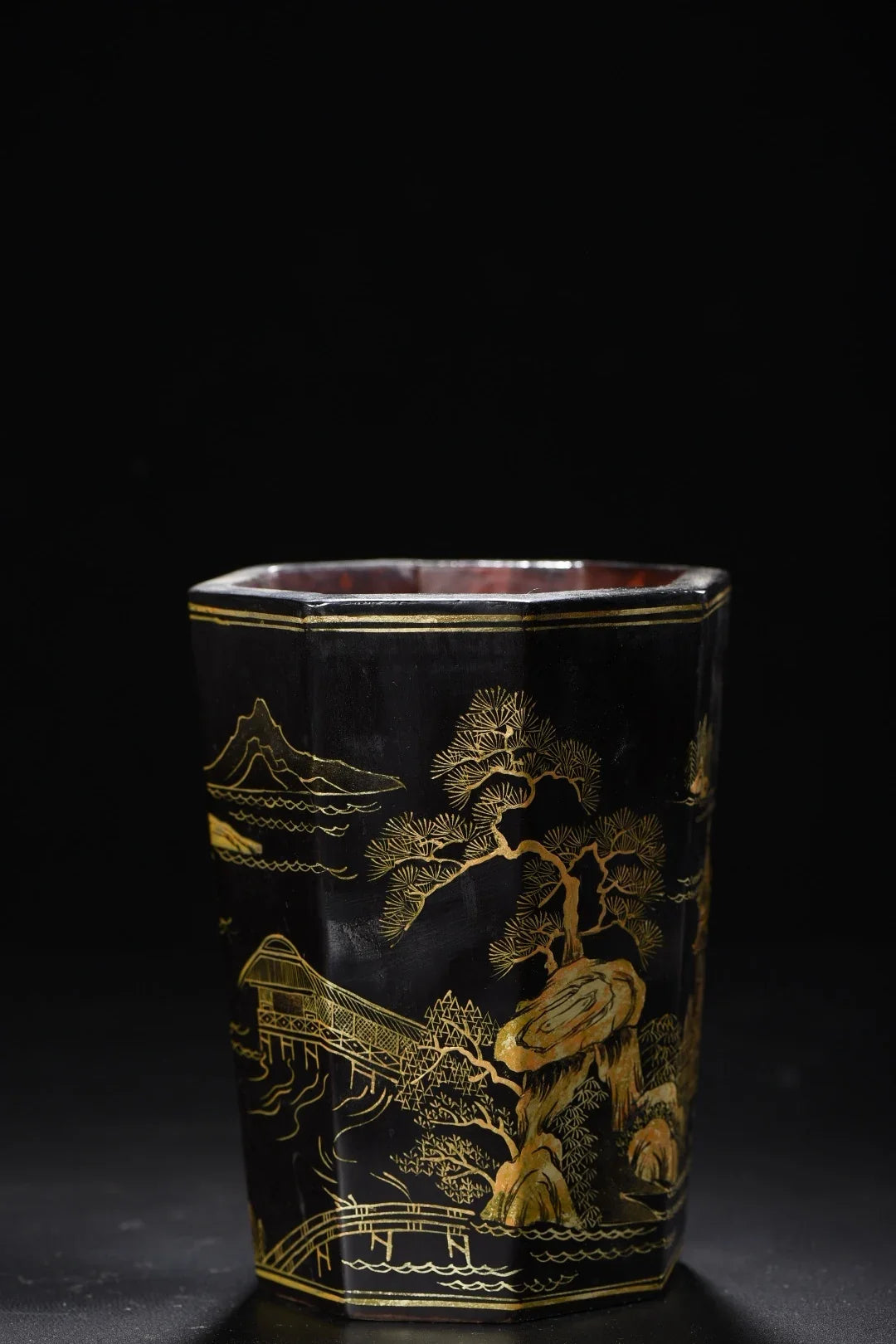 Nepalese Folk Lacquerware Pen Holder – Gold-Outlined Landscape Brush Pot (6")