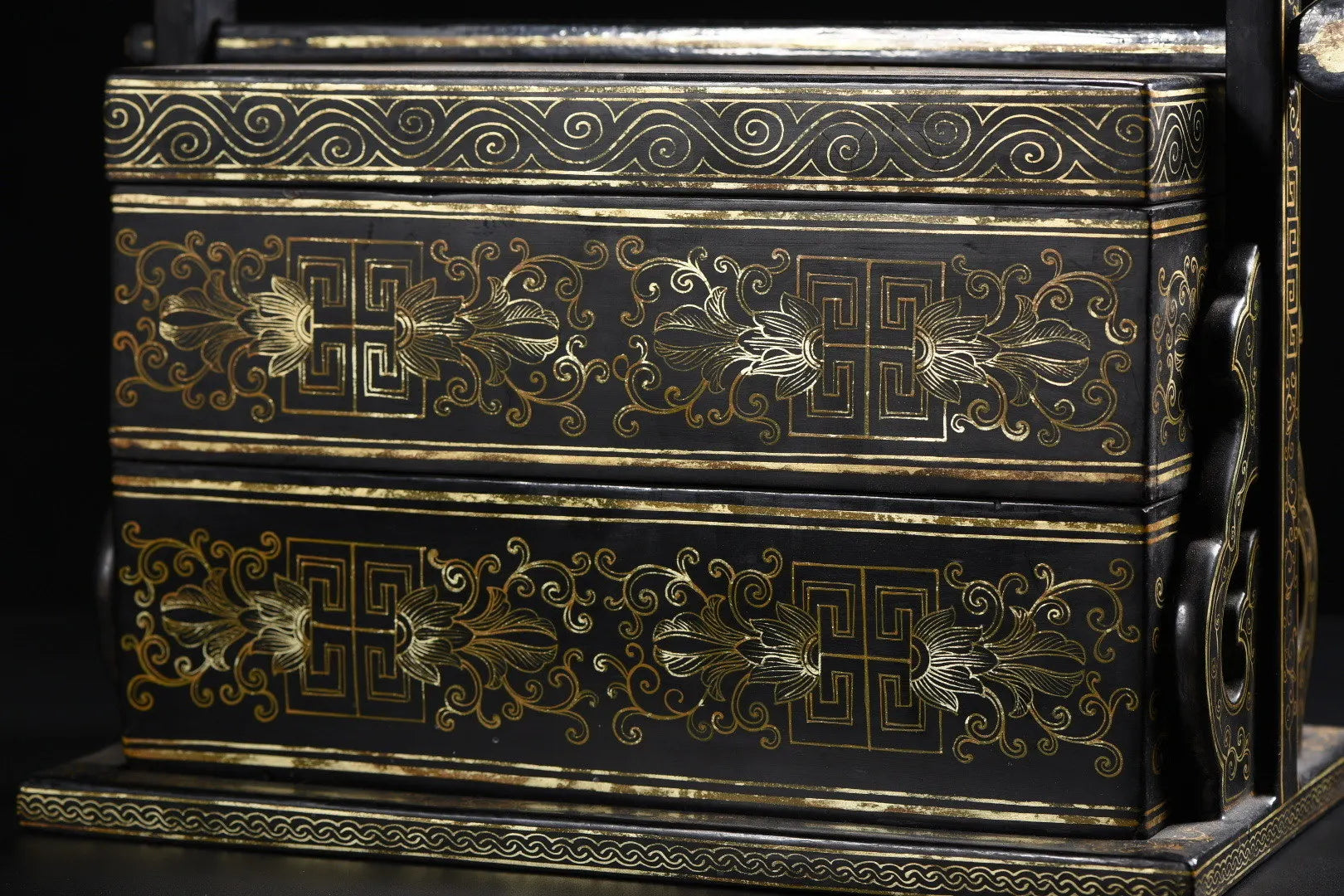 13" Wood Lacquer Gold Flower Lifting‑Beam Food Box – Asian Home Decor Storage