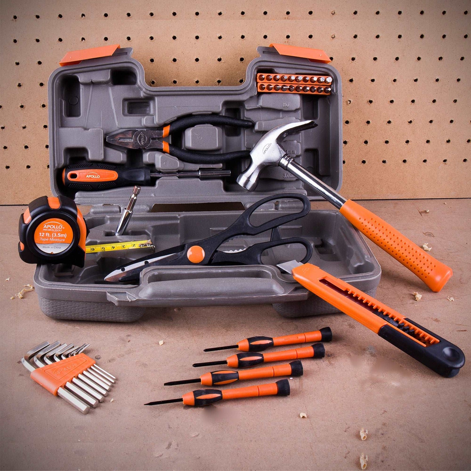 39 Piece General Tool Kit - DT9706OR
