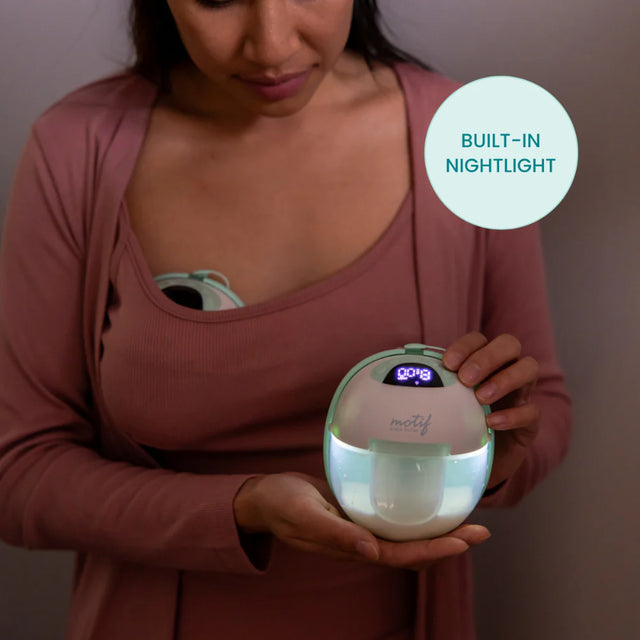 Motif Aura Glow Wearable Breast Pump