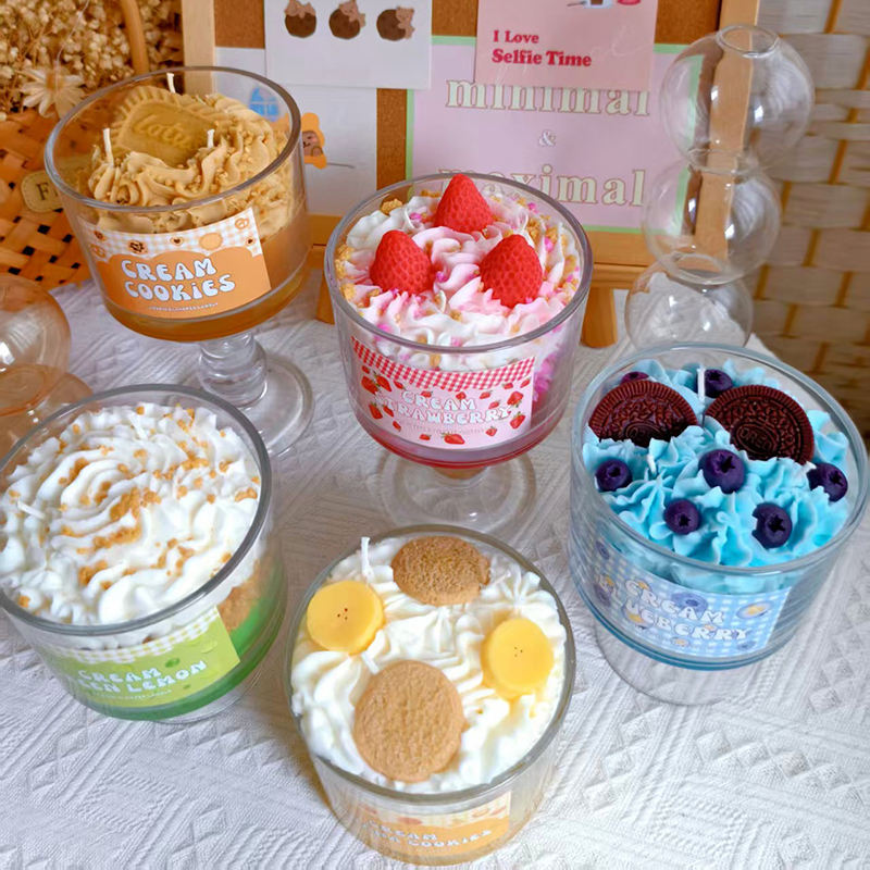 Handmade Dessert‑Shaped Scented Candle – Soy‑Wax Patisserie with Fruity & Cozy Scents