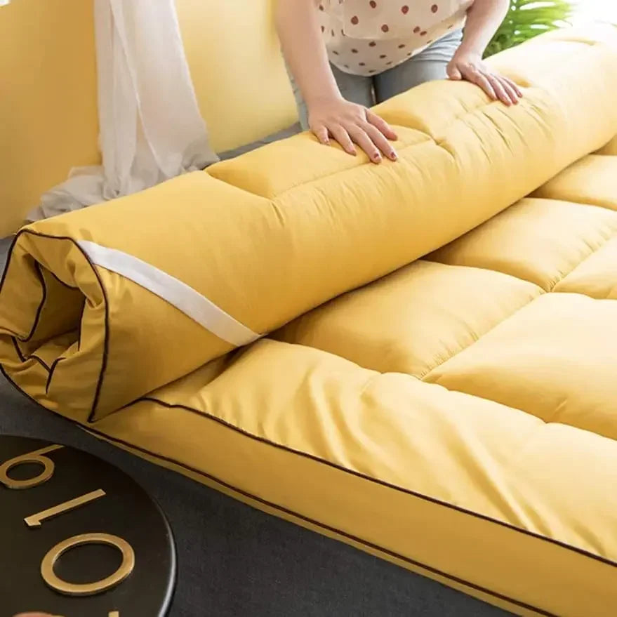Traditional Tatami Futon Mattress – Thick Foldable Floor Mat (Queen)