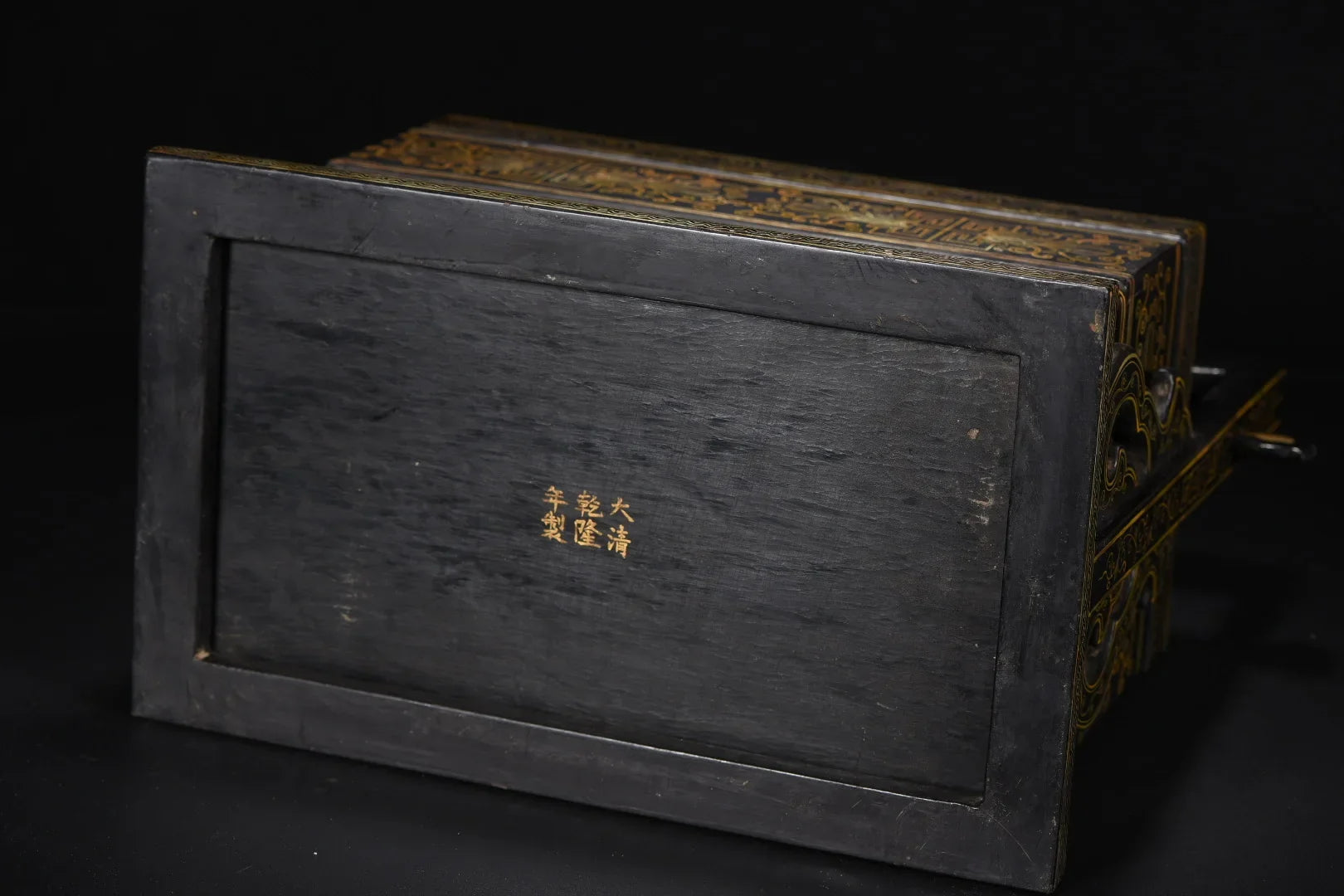 13" Wood Lacquer Gold Flower Lifting‑Beam Food Box – Asian Home Decor Storage