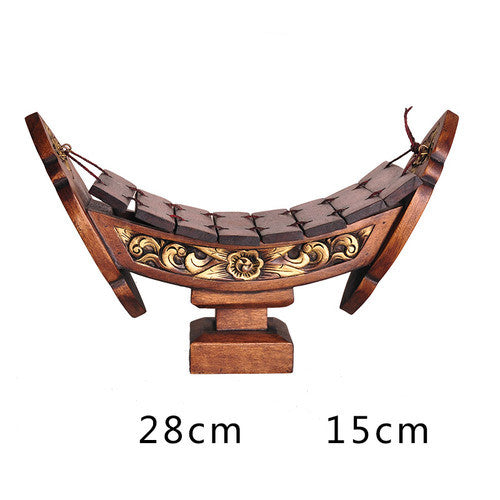 Southeast Asian Teak Wind Chimes – Handcrafted Musical Ornament (Gold 8‑Key)