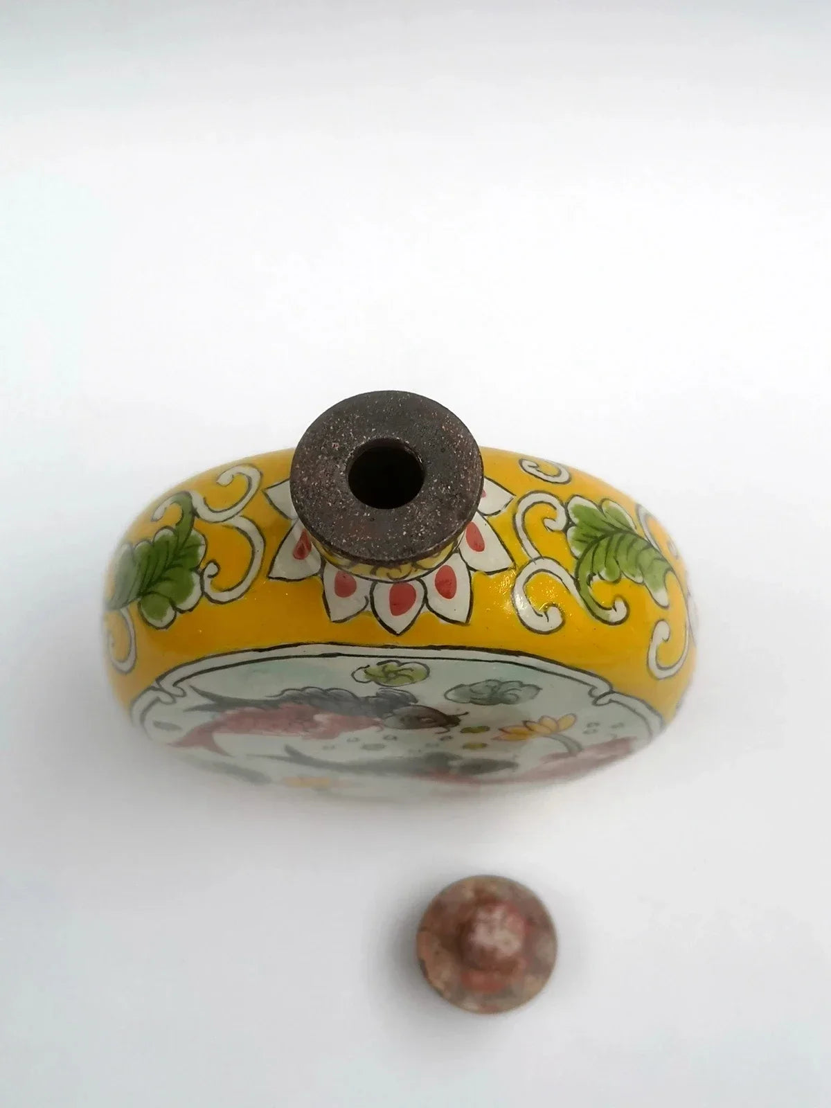 Collected Old China Cloisonné Fish & Lotus Snuff Bottle
