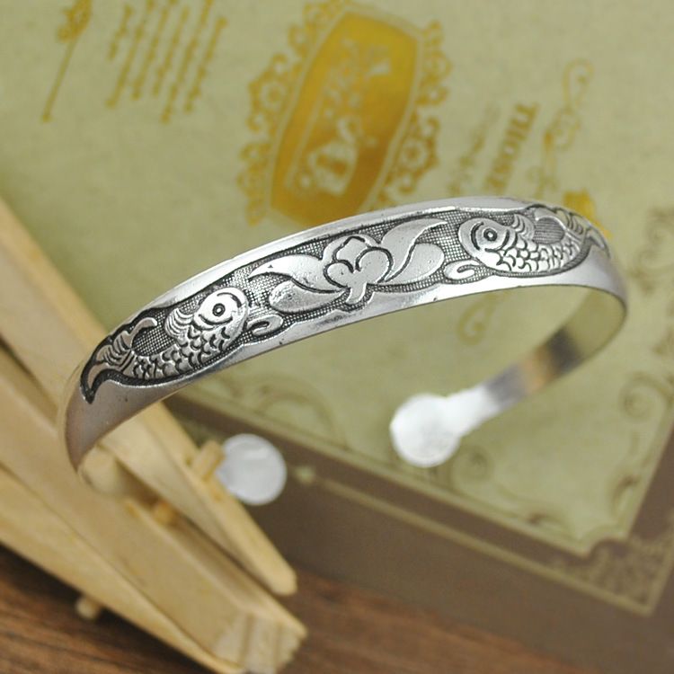 Handcrafted Tibetan Miao Silver Artisan Bracelet for Boho Fashion