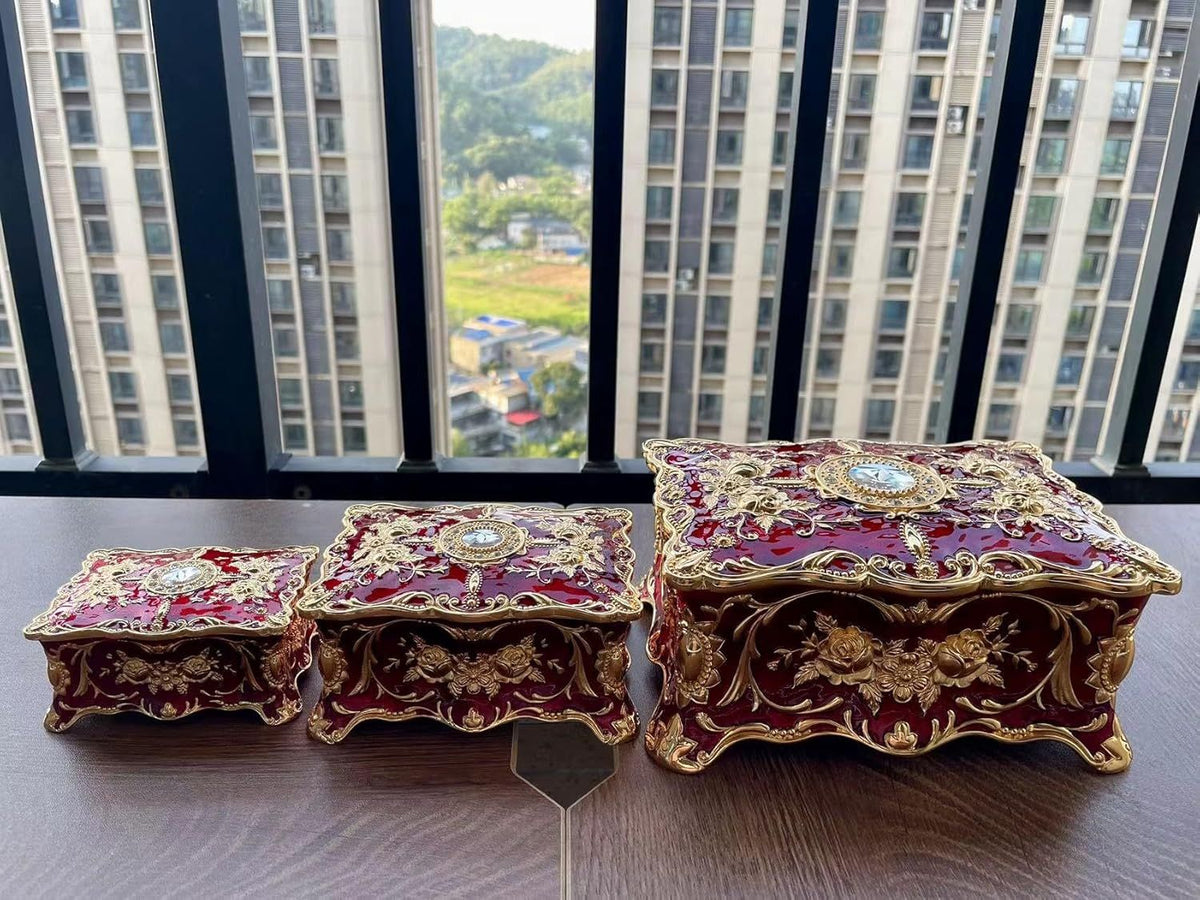 Ornate Pastoral-Style Jewelry Box – Velvet-Lined Gift for Girls & Women
