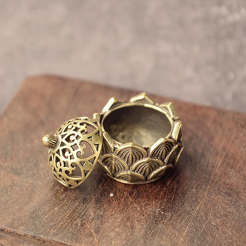 Handcrafted Lotus Shaped Incense Burner - Ideal for Relaxing Tea Ceremonies