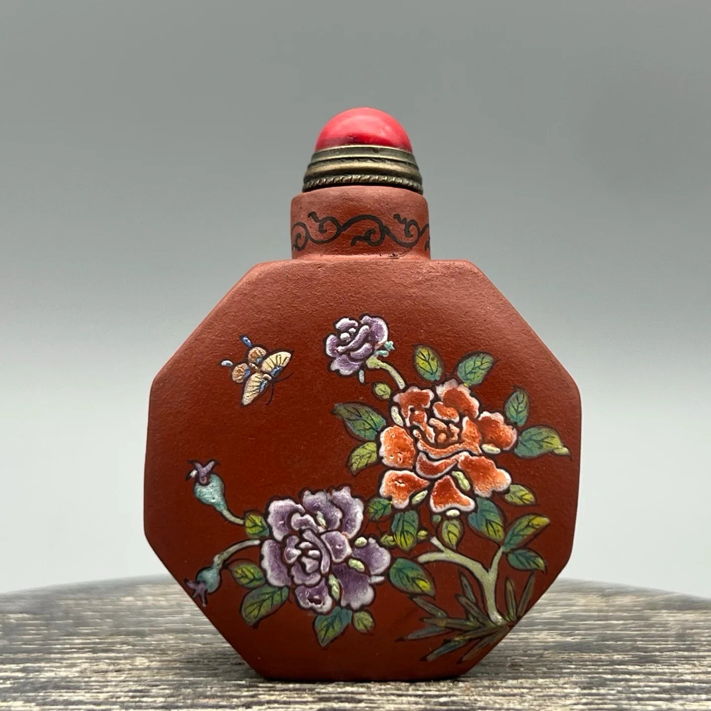 Chinese Zisha Purple Clay Snuff Bottle – Handmade Peony Art
