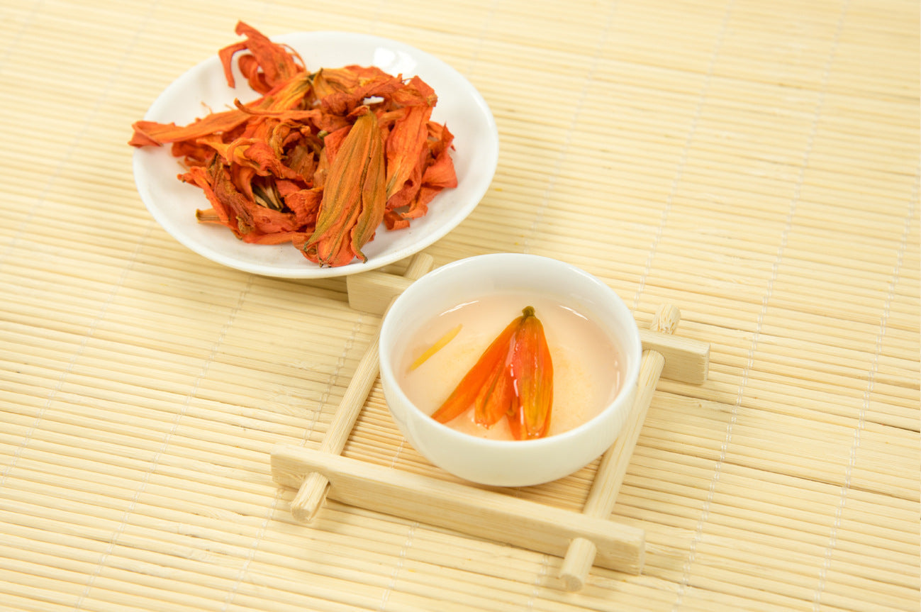Wholesale Lily Dried Flower Tea (Red Lily) – Bulk Floral Tea