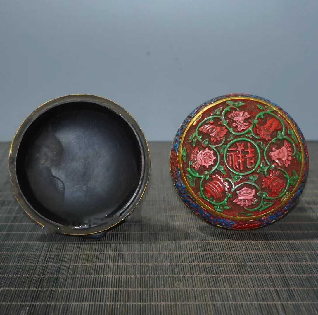 Handmade Painted Lacquerware Flower Box – Vintage-Inspired Chinese Storage