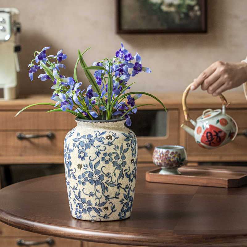Blue And White Porcelain Vintage Ice Cracked Vase