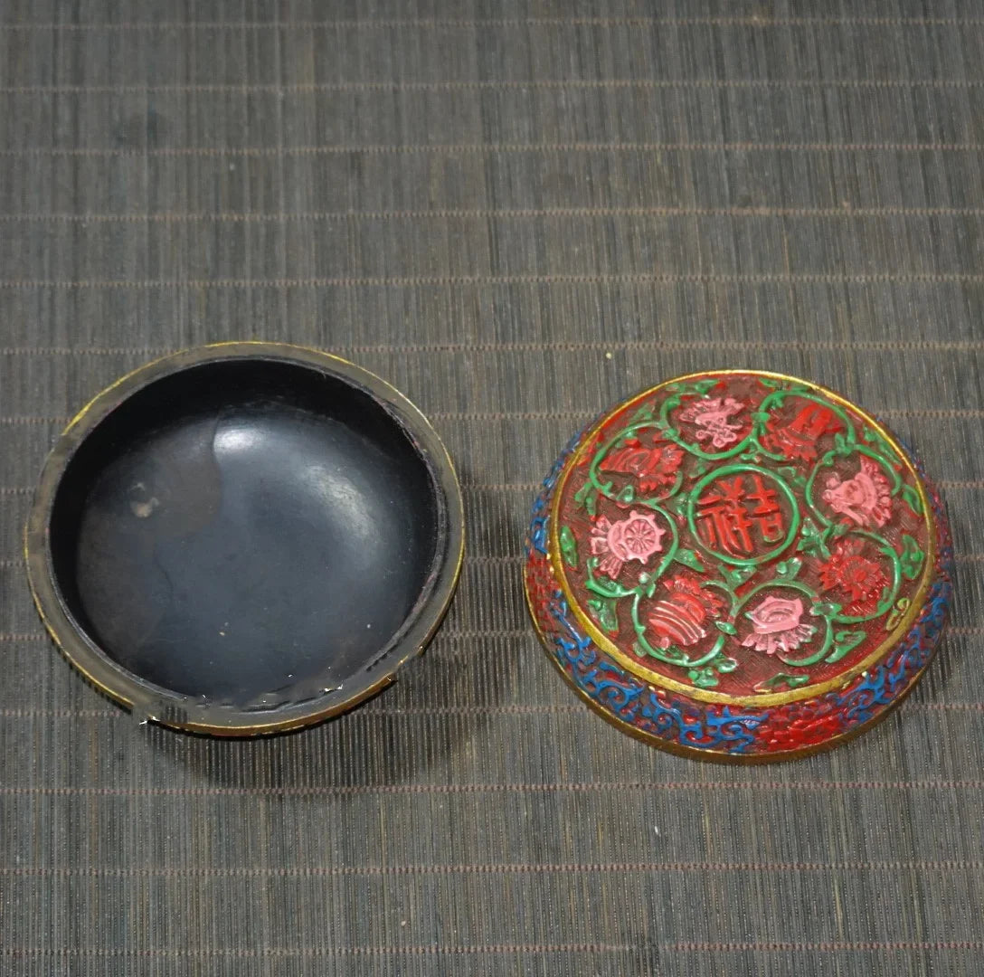 Handmade Painted Lacquerware Flower Box – Vintage-Inspired Chinese Storage