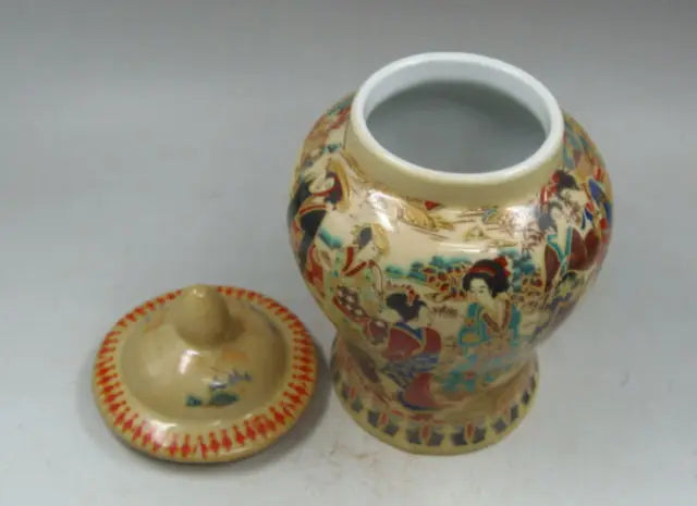 Old Hand‑Painted Porcelain Dowager Jar – Asian Home Decor Storage Pot