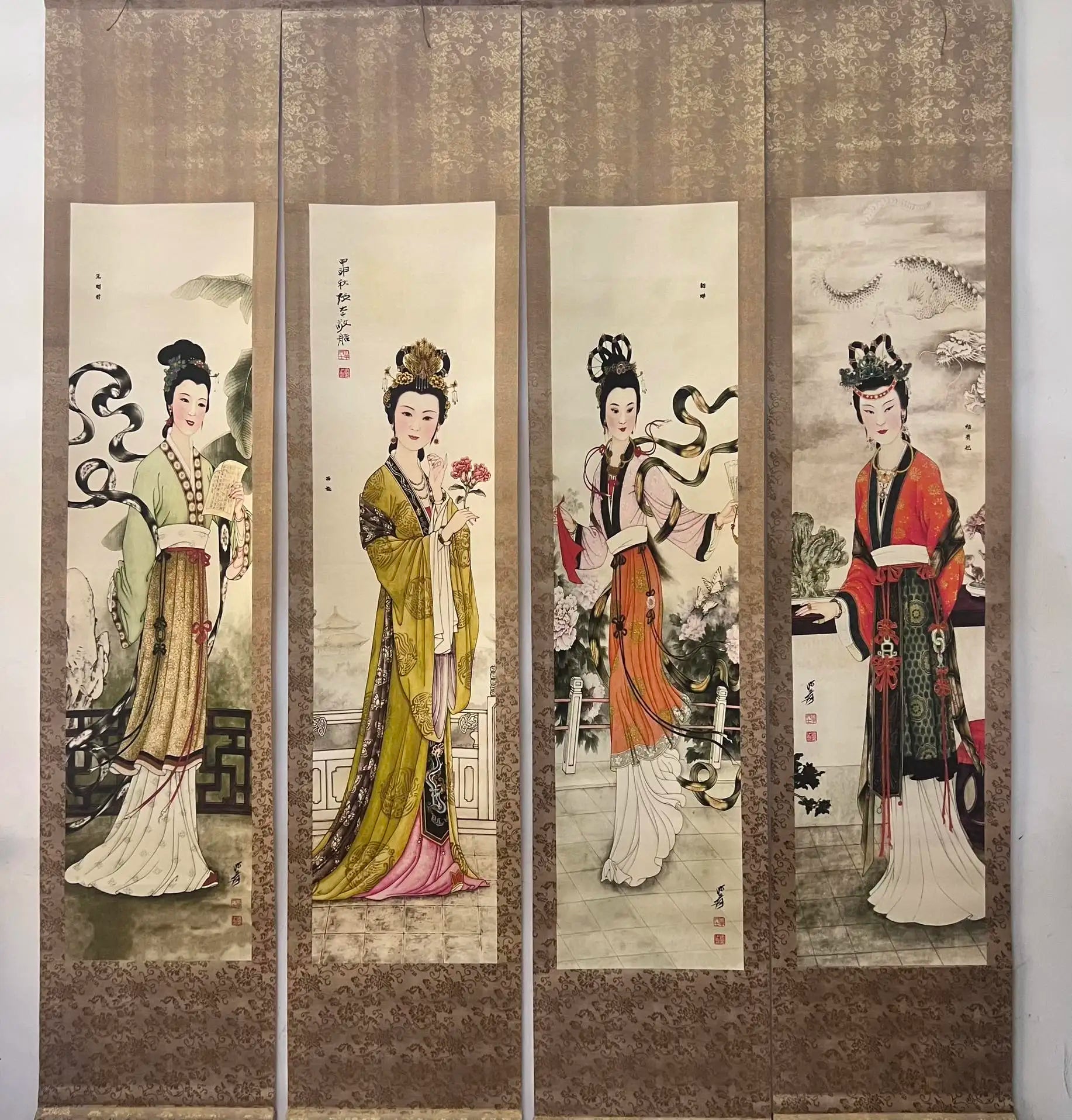 Four Beauties Chinese Portrait Panel Set – Four‑Panel Central Hanging Artwork