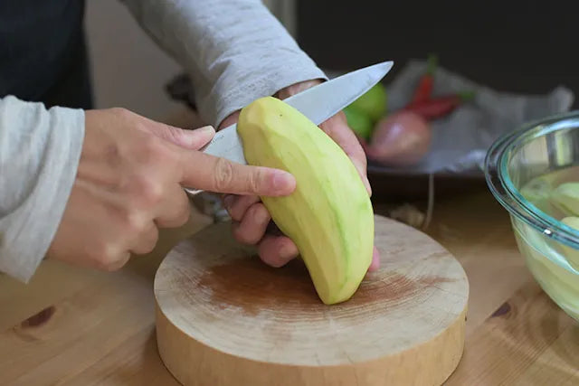 Fresh Thai Mango 1-2LBS