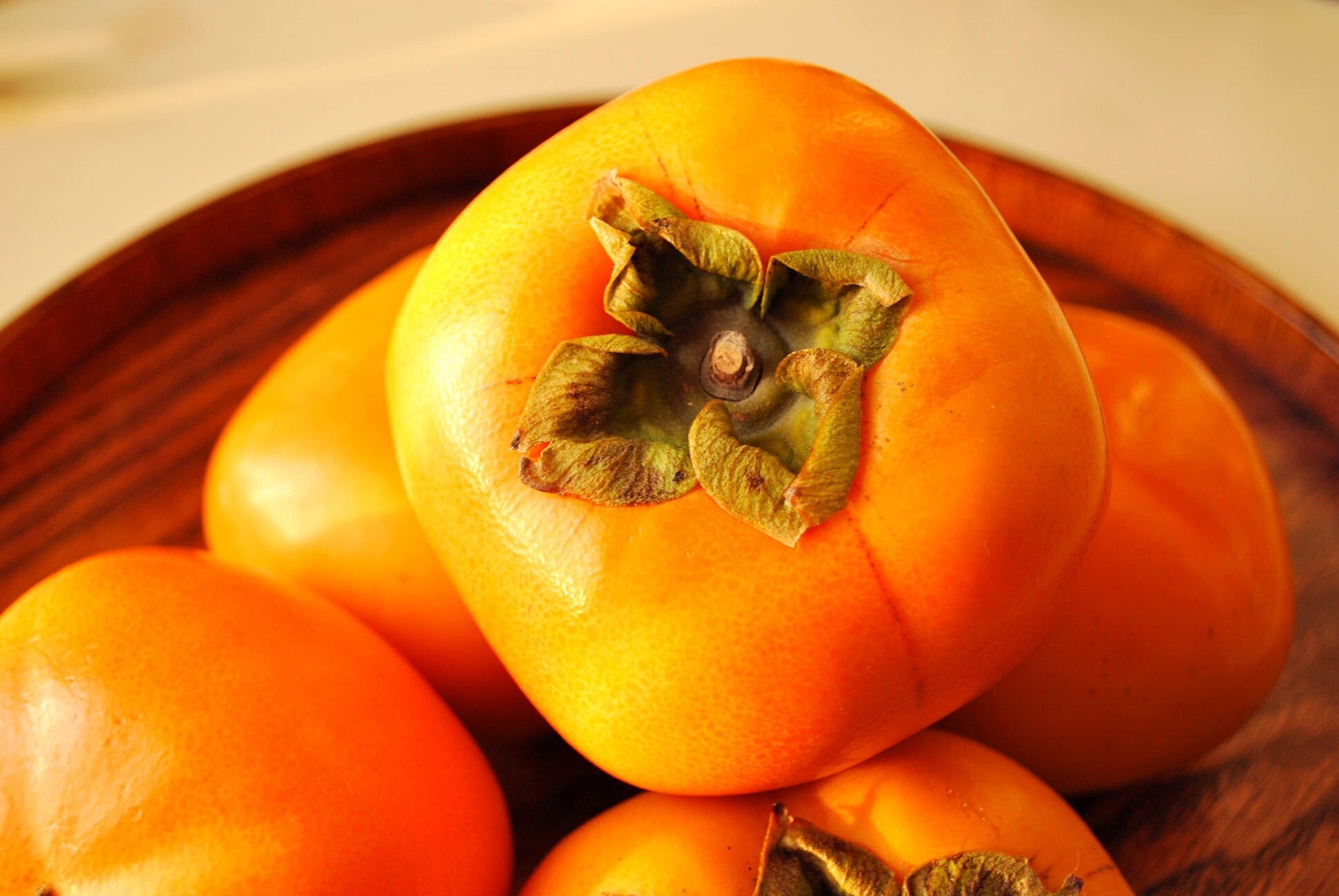 5 JAPANESE PERSIMMON Tree Asian Diospyros Kaki Orange Red Fruit Flower Seeds