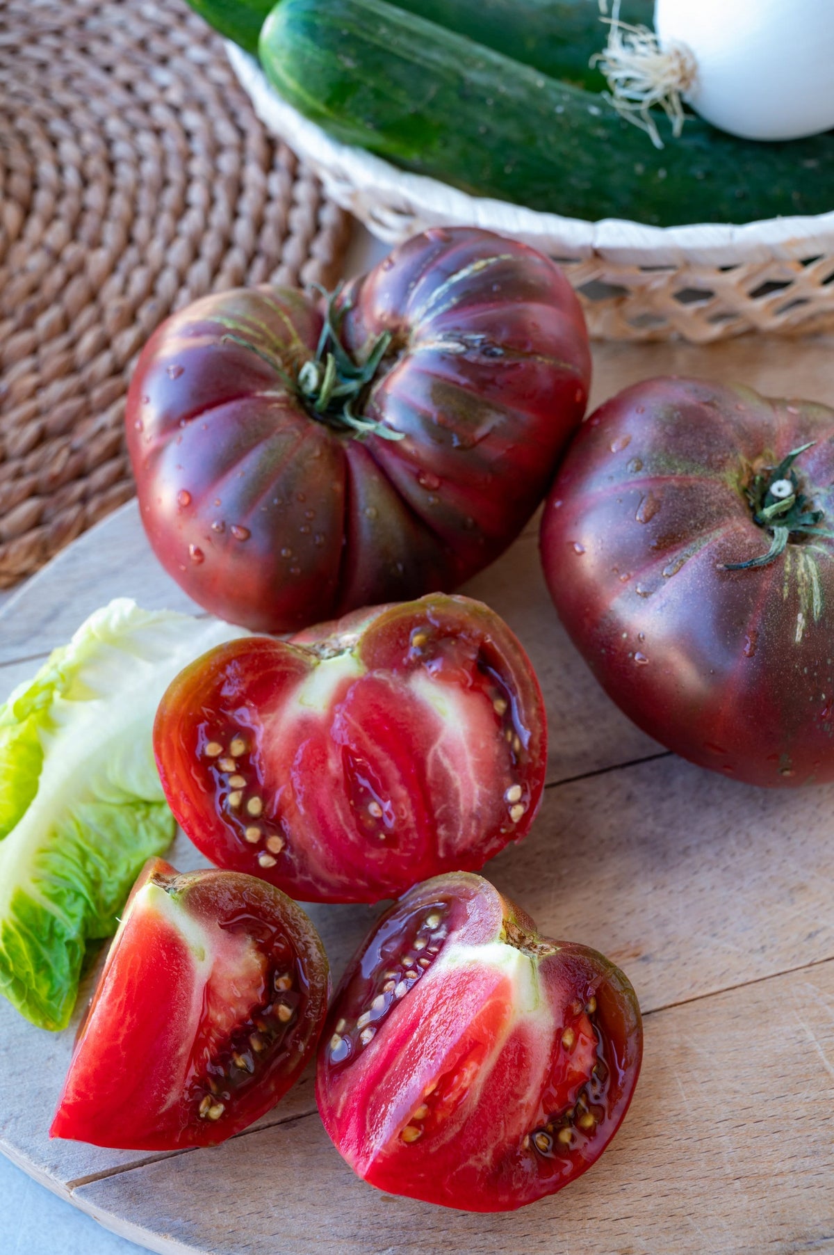 80 BLACK KRIM TOMATO Solanum Lycopersicum Indeterminate Heirloom Beefsteak Fruit Vegetable Seeds