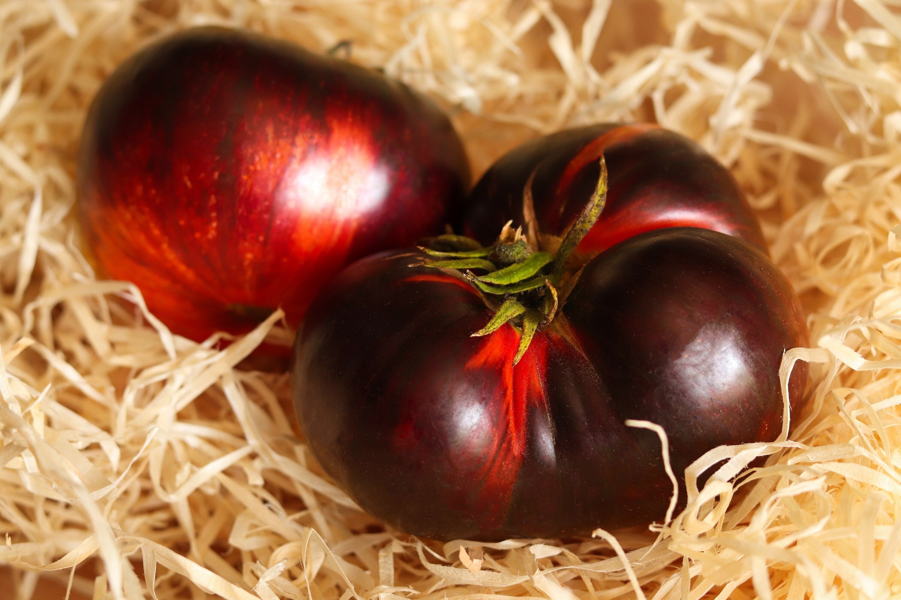 80 BLACK KRIM TOMATO Solanum Lycopersicum Indeterminate Heirloom Beefsteak Fruit Vegetable Seeds