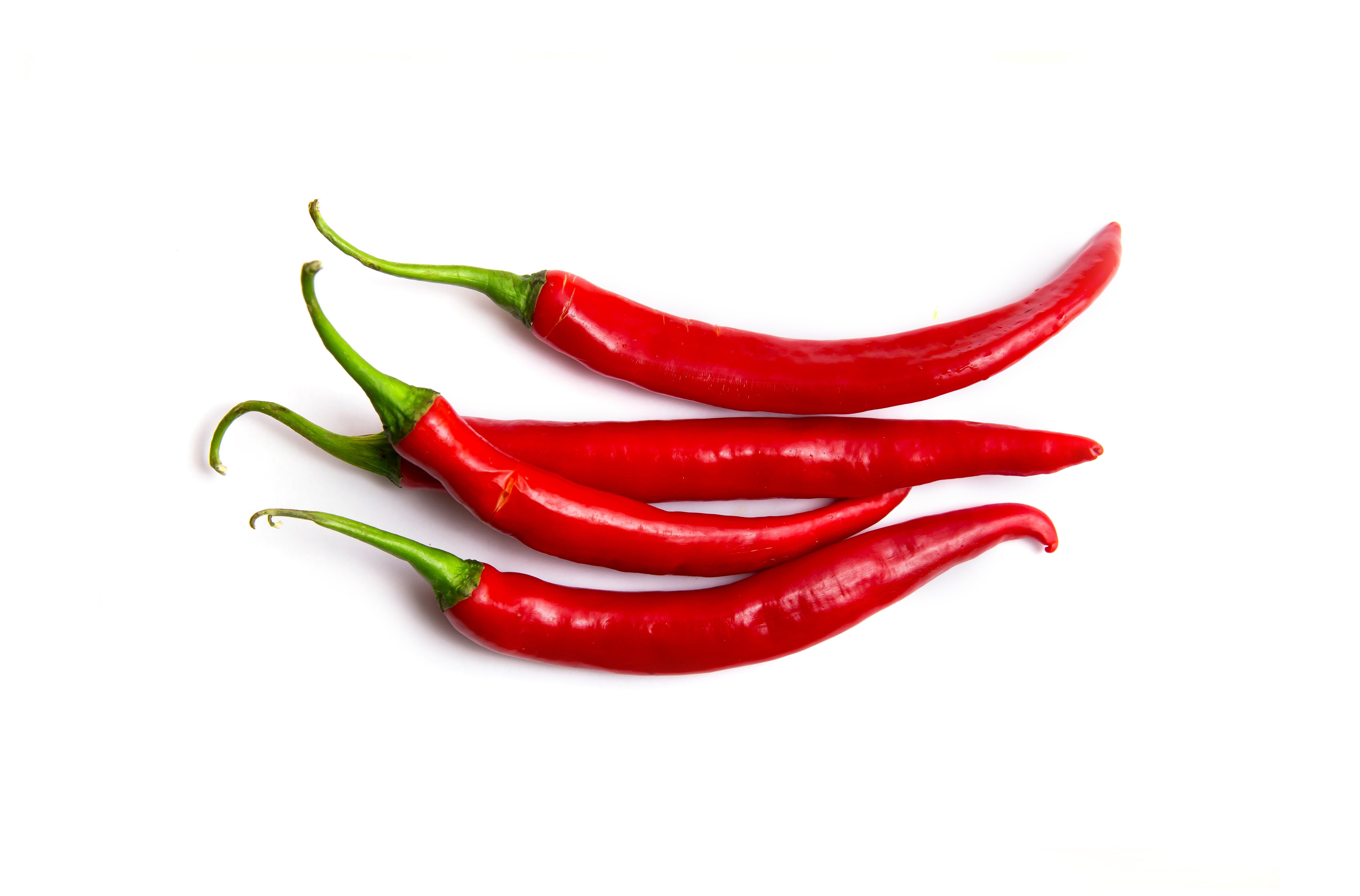 300 LONG Red CAYENNE PEPPER Hot Capsicum Annuum Vegetable Seeds